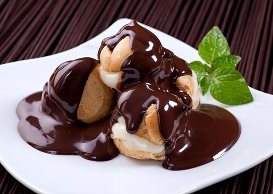 Profiteroles au chocolat Profiteroles au chocolat