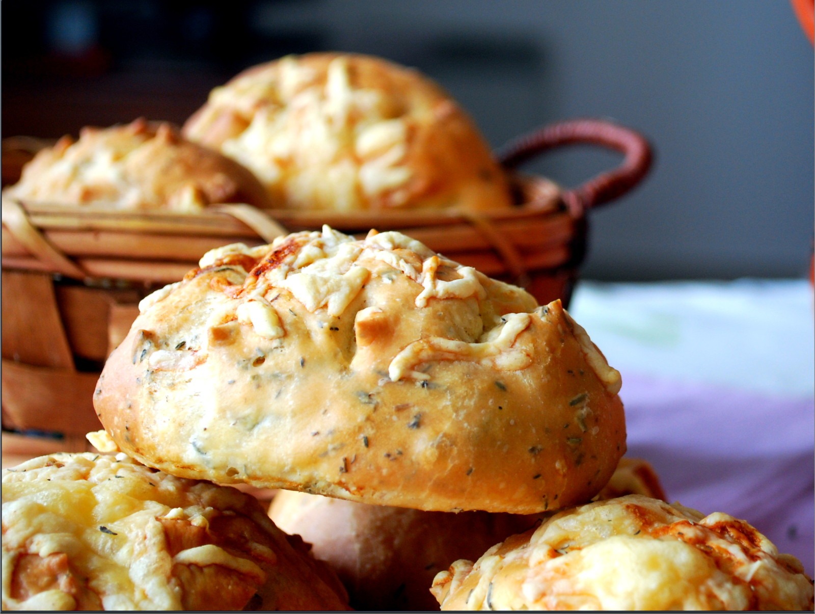 Pain au thym et aux fromages Pain au thym et aux fromages
