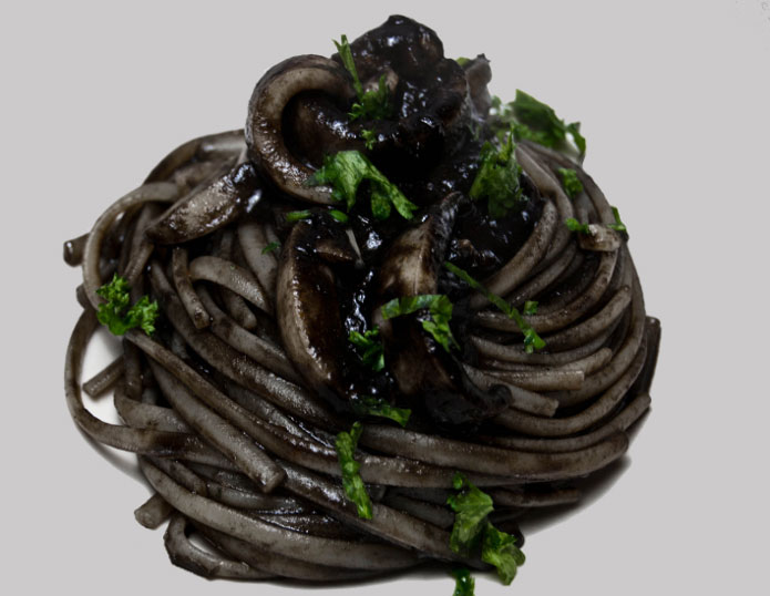 -linguine-a-l-encre-de-seiche linguine-a-l-encre-de-seiche