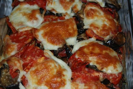 Gratin d'aubergines à la tomate et mozzarella Gratin d'aubergines à la tomate et mozzarella