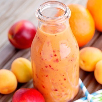 Jus de pêches frais