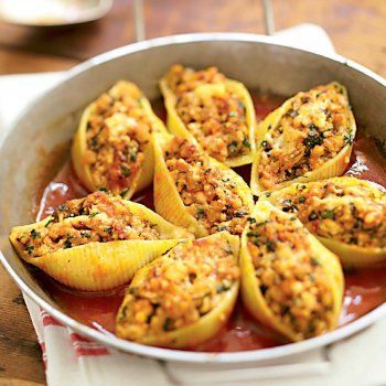 CONCHIGLIONI FARCIS AU VEAU CONCHIGLIONI FARCIS AU VEAU