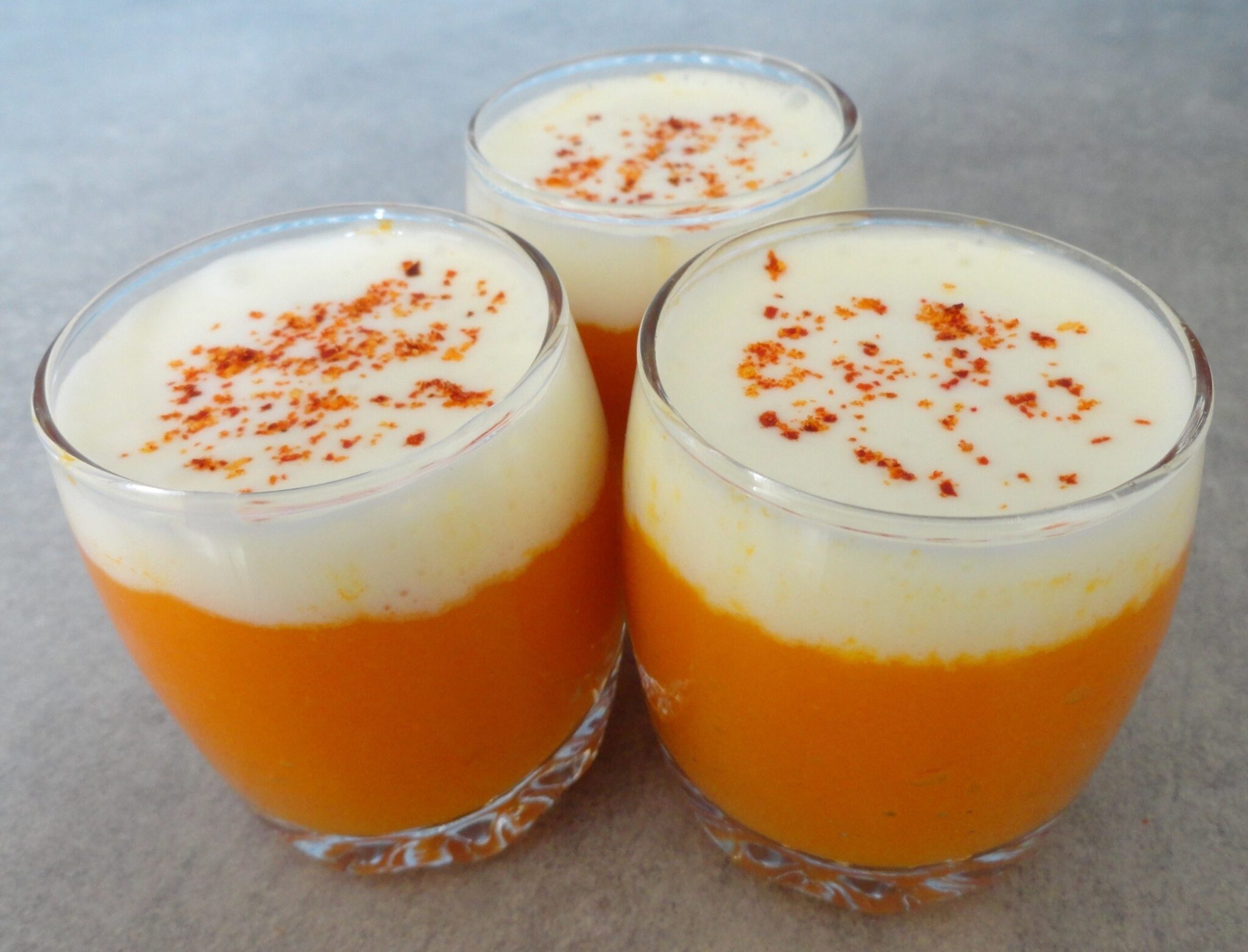 Verrines Crème de Carottes en Cappuccino Verrines Crème de Carottes en Cappuccino