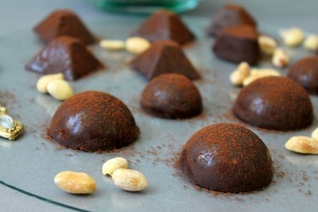 Bouchées au chocolat et aux cacahuètes Bouchées au chocolat et aux cacahuètes