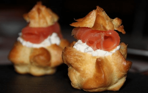 Choux garnis au saumon
