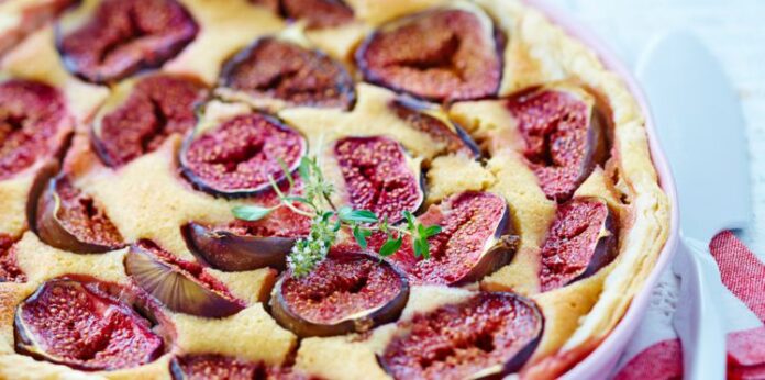 Tarte aux figues et à la poudre d'amandes