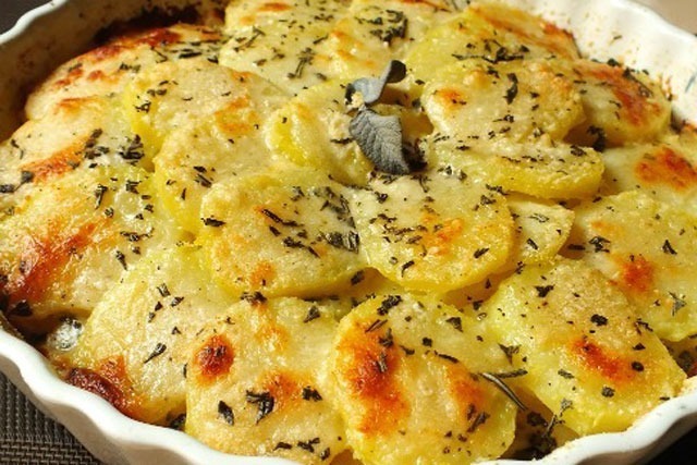 gratin-de-pommes-de-terre-au-parmesan-WW