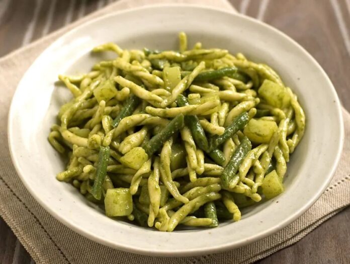 Trofie au pesto, pommes de terre et haricots verts Trofie au pesto, pommes de terre et haricots verts