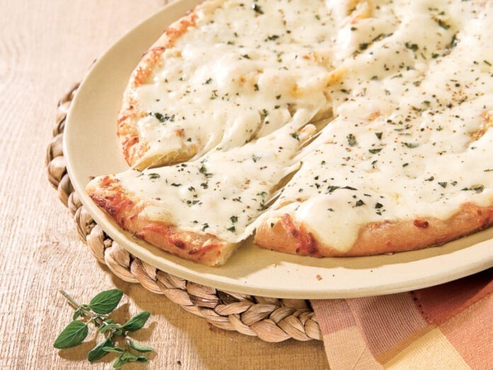 Pizza ricotta et oignons Pizza ricotta et oignons